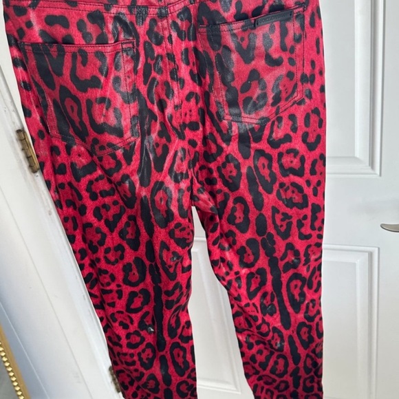 DOLCE & GABBANA Red Coated Leopard Print Skinny
Jeans size 40 - Picture 3 of 10